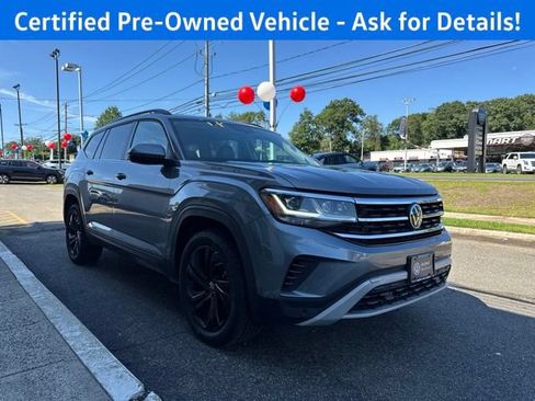 Certified 2023 Volkswagen Atlas SE w/ Black Wheel Package AWD/4WD image 4