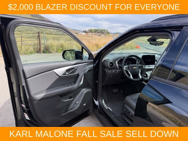 New 2026 Chevrolet Blazer LT w/ Sound & Technology Package AWD/4WD image 11
