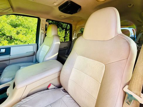 Used 2004 Ford Expedition Eddie Bauer image 56