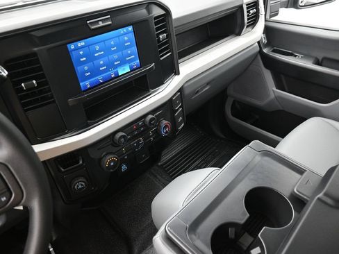New 2026 Ford F350 XL w/ XL Chrome Package RWD image 19