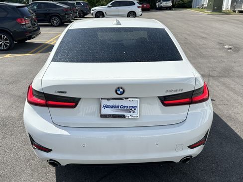 Used 2022 BMW 330i xDrive Sedan w/ Driving Assistance Package AWD/4WD image 9