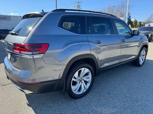 Used 2023 Volkswagen Atlas SE w/ Panoramic Sunroof Package image 5