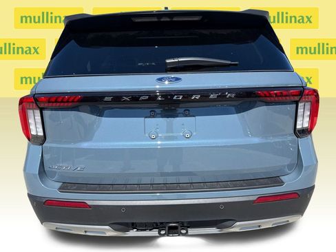 New 2026 Ford Explorer Active w/ Active Comfort Package image 14