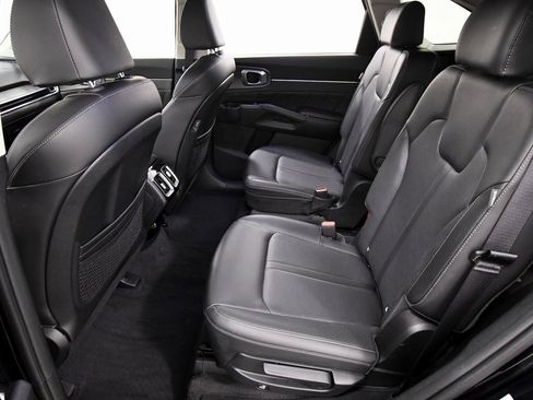 Certified 2025 Kia Sorento SX image 16