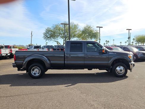 Used 2016 Ford F350 Lariat w/ Lariat Ultimate Package image 4