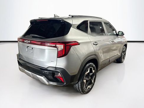 Used 2025 Kia Seltos S AWD/4WD image 7