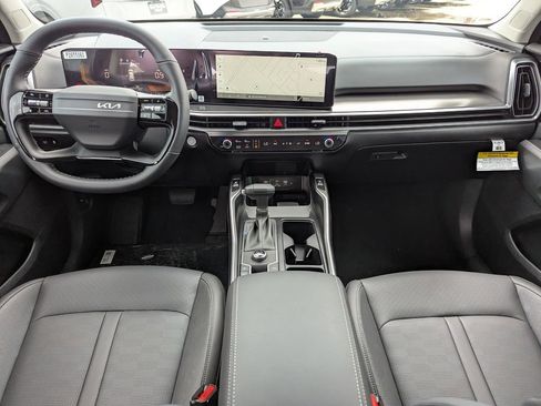 New 2026 Kia Sorento EX FWD image 13