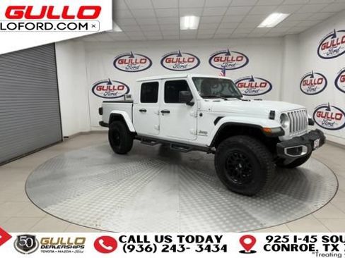 Used 2023 Jeep Gladiator Overland w/ Popular Equipment Package AWD/4WD image 2
