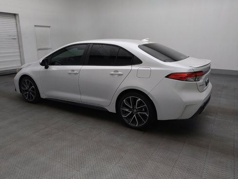 Used 2022 Toyota Corolla SE image 3