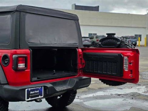 Used 2022 Jeep Wrangler Unlimited Sport image 8