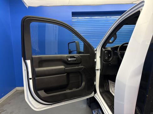 Used 2025 Chevrolet Silverado 3500 W/T w/ WT Convenience Package AWD/4WD image 9