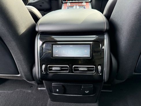 Used 2023 Lincoln Aviator Reserve w/ Equipment Group 201A image 34