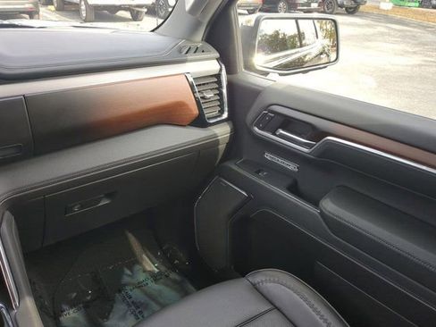 Used 2024 GMC Sierra 1500 Denali image 16