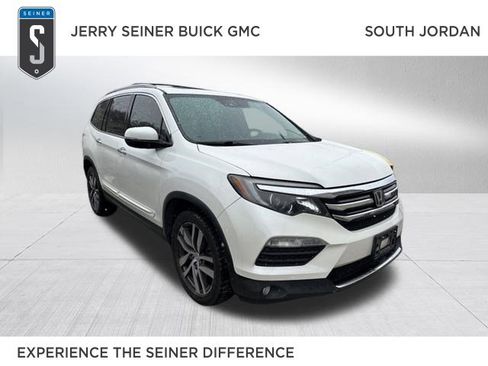 Used 2017 Honda Pilot Elite image 1