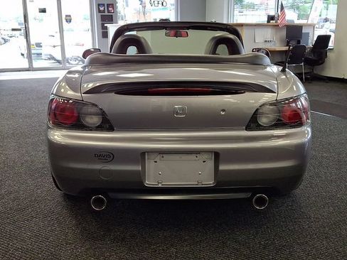 Used 2000 Honda S2000 image 6