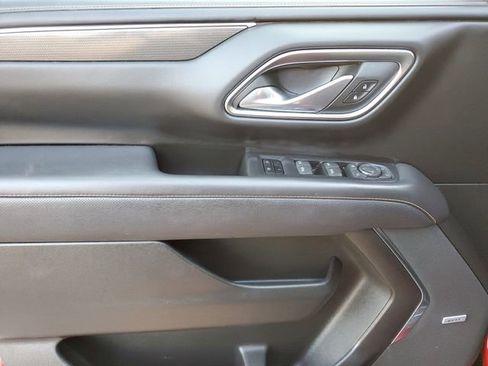 Used 2024 GMC Yukon XL AT4 w/ Technology Package image 16