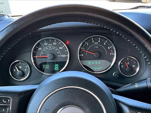 Used 2018 Jeep Wrangler Unlimited Sport S image 13