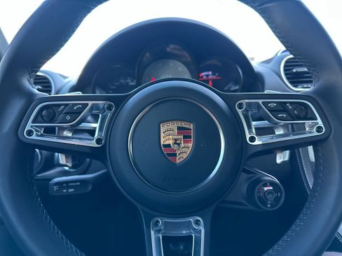 Certified 2024 Porsche 718 Cayman GTS RWD image 22
