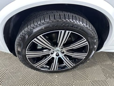 Used 2023 Volvo XC90 B6 Ultimate image 10