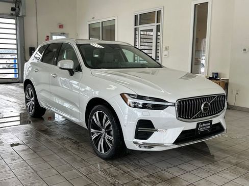 Certified 2023 Volvo XC60 B5 Plus w/ Climate Package image 5