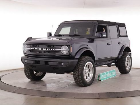 Used 2021 Ford Bronco Outer Banks AWD/4WD image 10