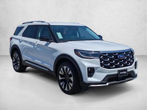 New 2026 Ford Explorer Platinum image 7