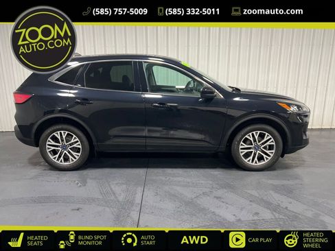 Used 2022 Ford Escape SEL image 1