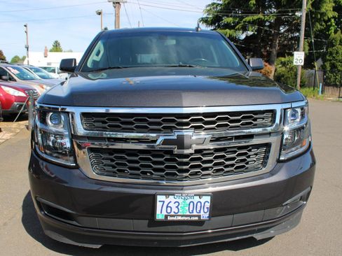 Used 2018 Chevrolet Tahoe LS w/ All-Season Package RWD image 2
