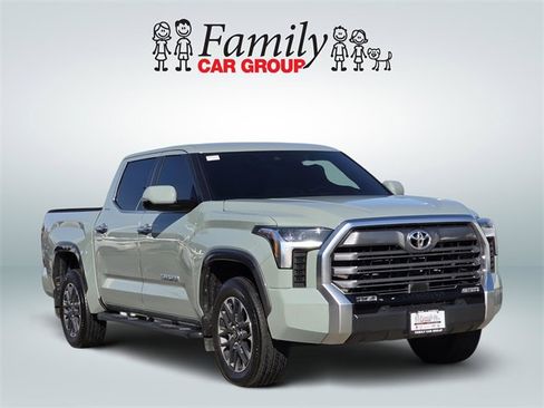 Used 2025 Toyota Tundra Limited image 2