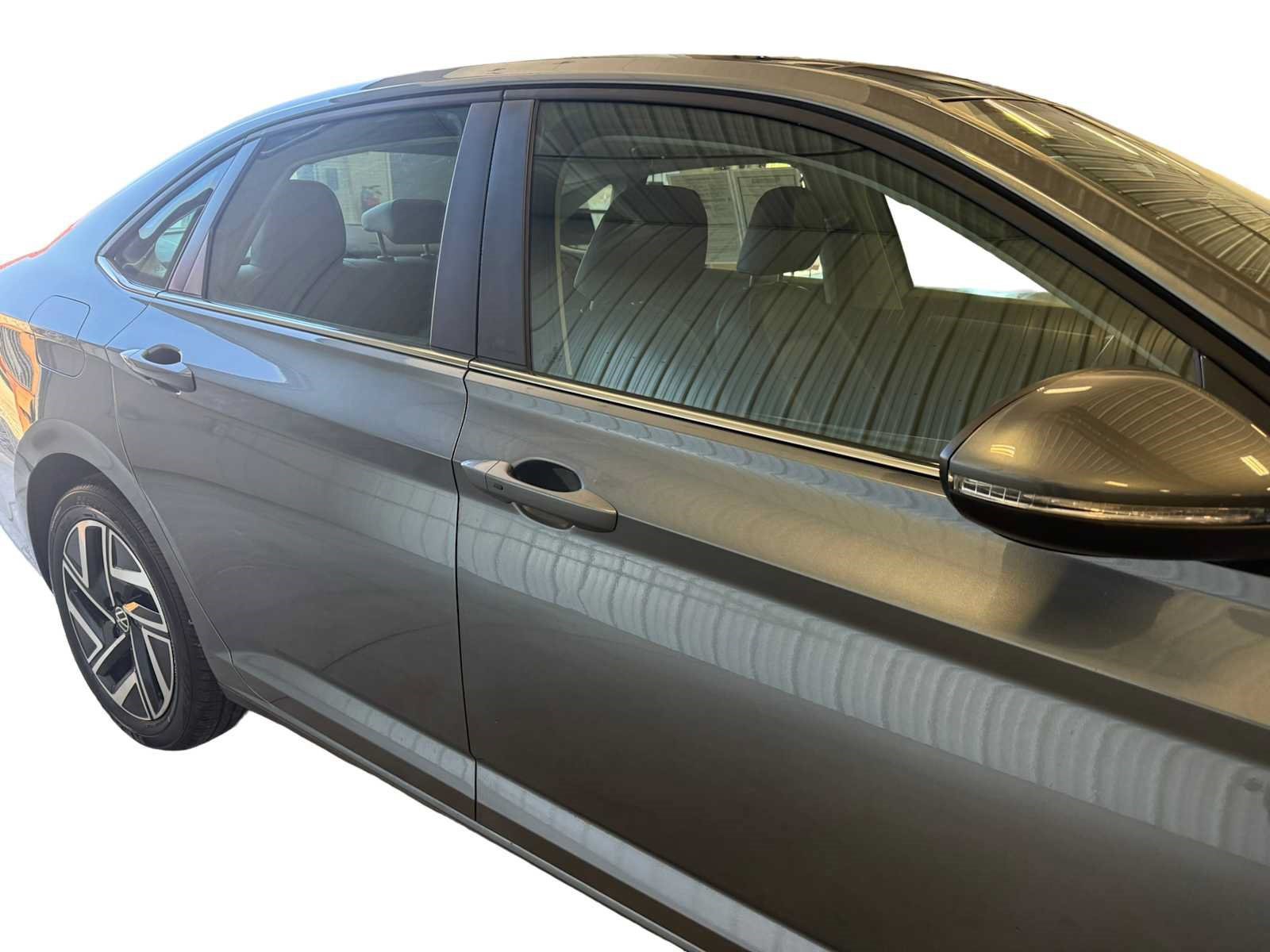 Used 2024 Volkswagen Jetta SEL FWD image 10