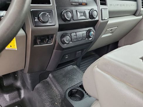 Used 2020 Ford F350 XL w/ Power Equipment Group image 25