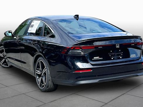 Used 2023 Honda Accord Sport image 12