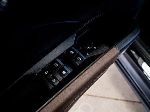 Used 2022 Audi Q4 e-tron Premium Plus image 32