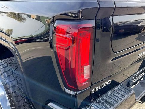 Used 2021 GMC Sierra 1500 AT4 image 41