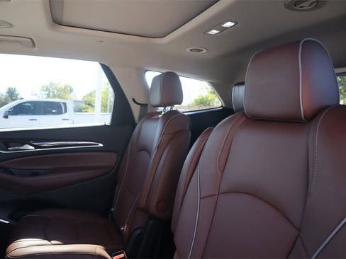 Used 2020 Buick Enclave Avenir w/ Avenir Technology Package image 31