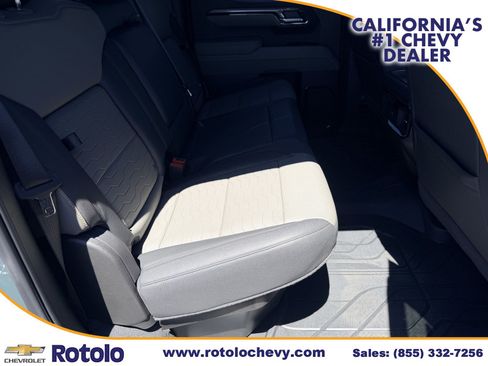 Used 2025 Chevrolet Silverado 1500 ZR2 AWD/4WD image 11