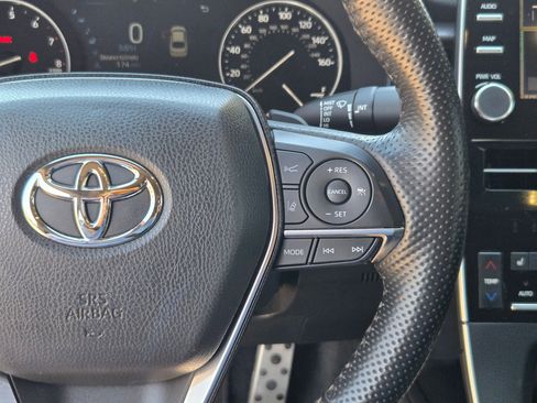 Used 2022 Toyota Avalon Touring image 24