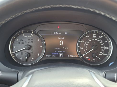 Used 2020 INFINITI QX50 Essential image 38