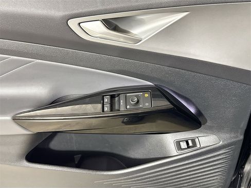 Used 2023 Volkswagen ID.4 Pro S image 16