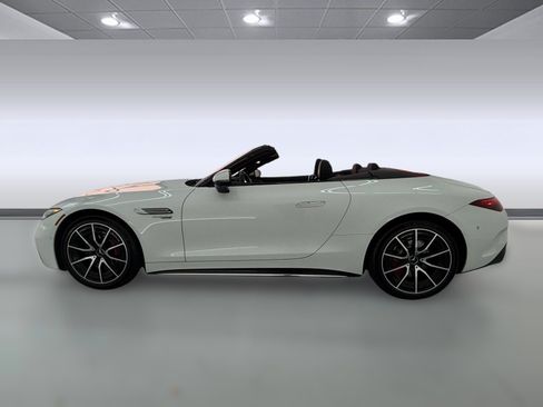 Used 2023 Mercedes-Benz SL 55 AMG 4MATIC image 2