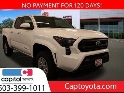 New 2025 Toyota Tacoma SR5