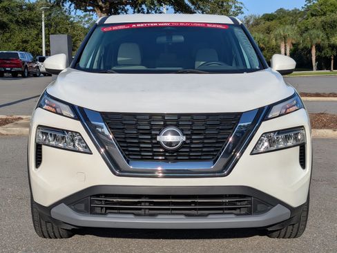 Certified 2023 Nissan Rogue SV FWD image 9