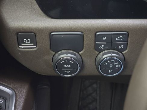 Used 2024 Chevrolet Silverado 3500 LT w/ Texas Edition image 24