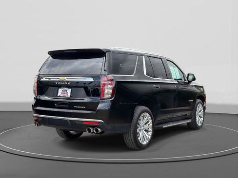Used 2021 Chevrolet Tahoe Premier w/ Premium Package RWD image 5