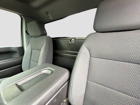 Used 2021 GMC Sierra 3500 4x4 Regular Cab w/ Convenience Package image 11