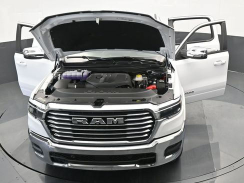 Used 2025 RAM 1500 Laramie image 58
