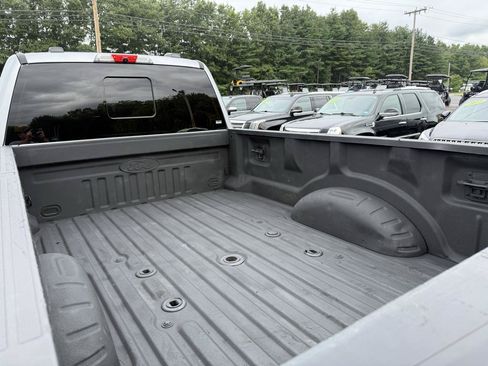 Used 2022 Ford F350 Lariat w/ Black Appearance Package AWD/4WD image 13