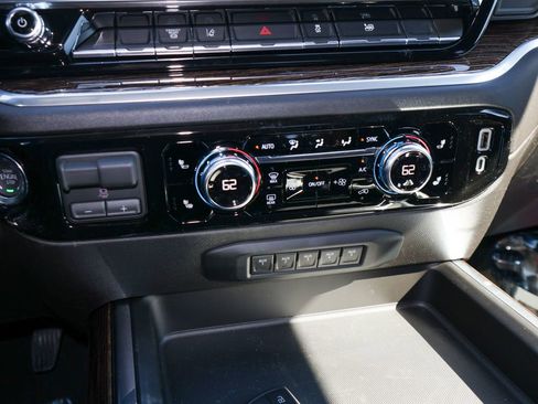 New 2026 GMC Sierra 3500 SLE image 18