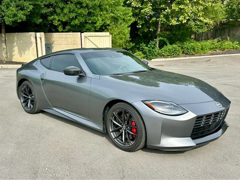 Used 2024 Nissan Z Performance w/ Floor Mat Package RWD image 3