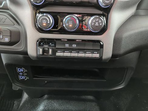 New 2026 RAM 5500 Tradesman AWD/4WD image 15